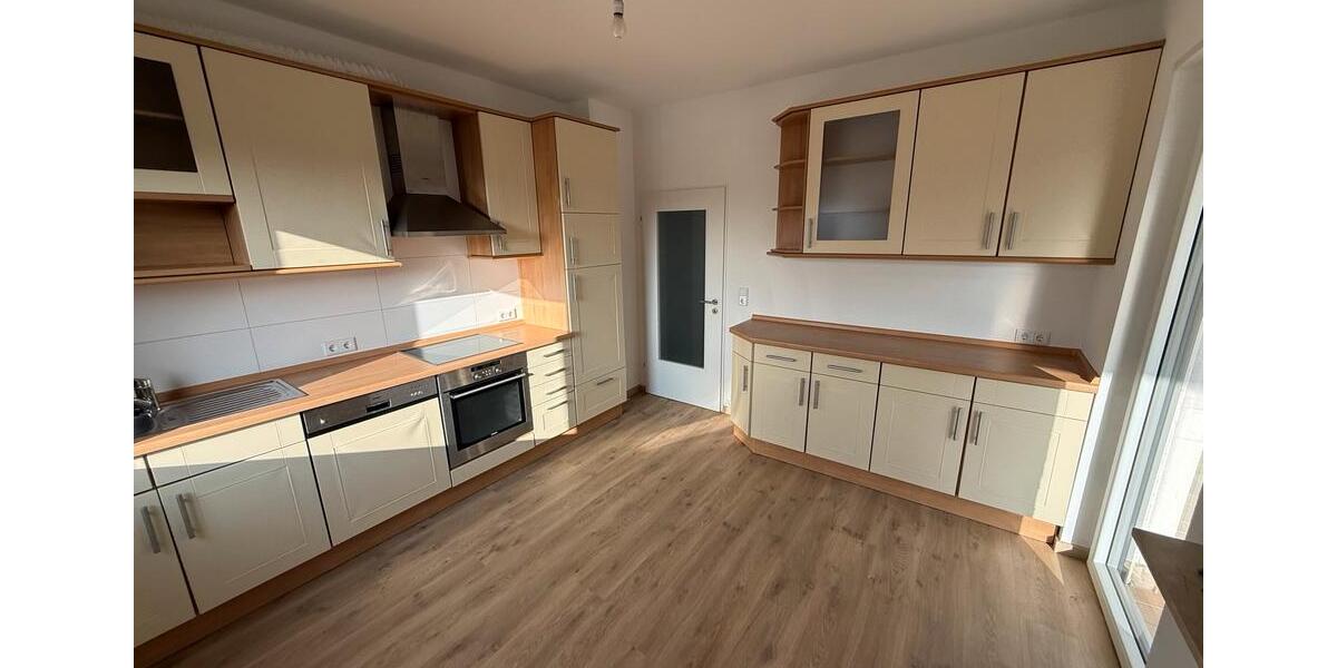 Etagenwohnung Kleinwallstadt - 3 Zimmer, 70 m&sup2;, 900&euro; | Angebot:25103240