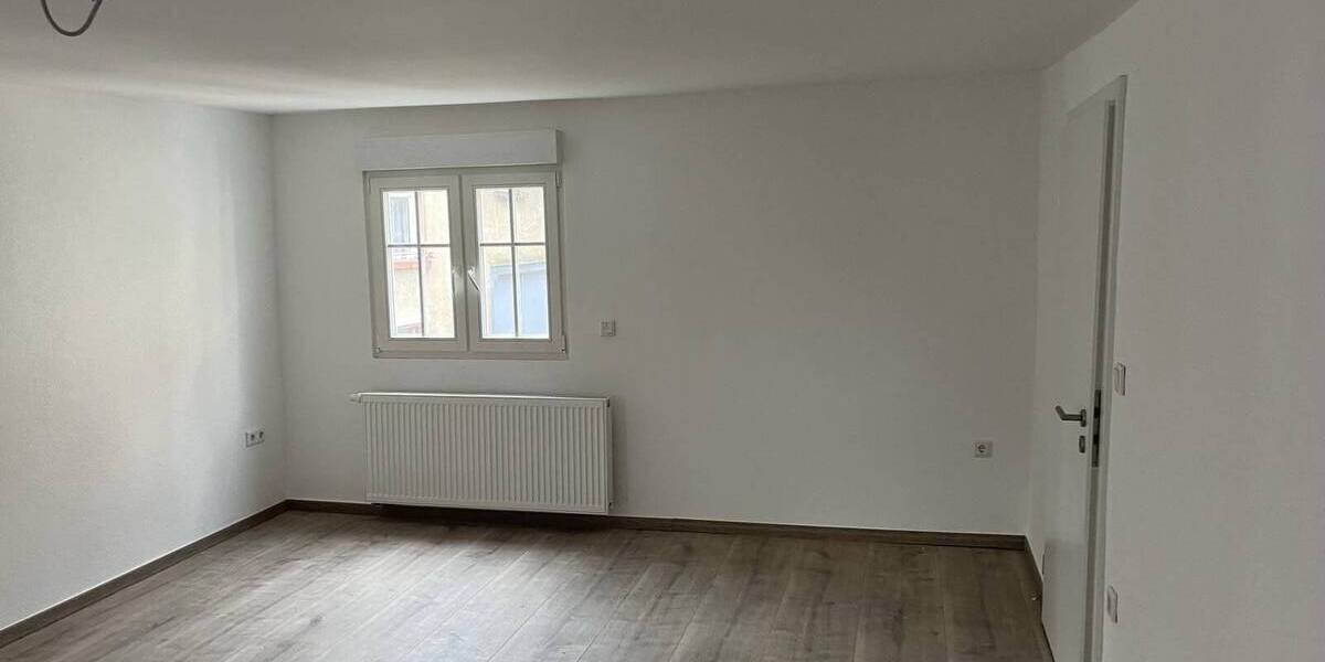 Einfamilienhaus Obernburg a.Main Obernburg - 8 Zimmer, 180 m&sup2;, 299.000&euro; | Angebot:25798628