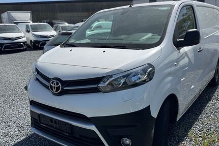 Toyota Proace (Verso) 190.000 km 7.950 &euro; Dieburg 64807