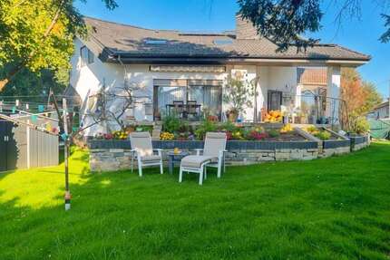 Haus Gelnhausen - 12 Zimmer, 276 m&sup2;, 750.000&euro; | Angebot:26205632