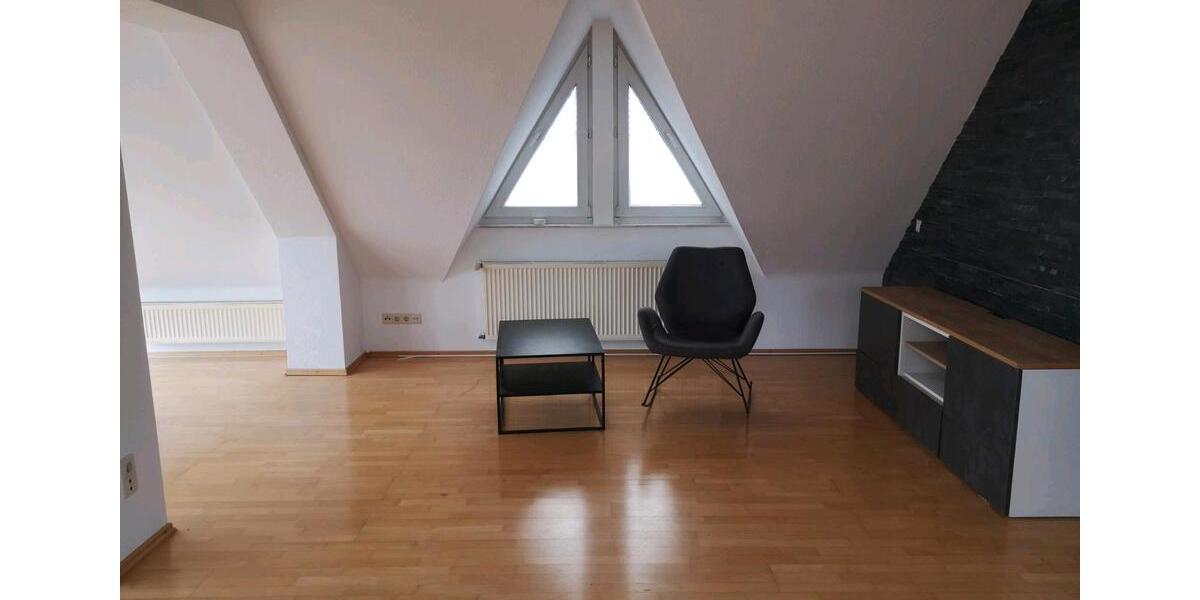 Dachgeschoßwohnung Kahl am Main - 3 Zimmer, 90 m&sup2;, 1.020&euro; | Angebot:26045137