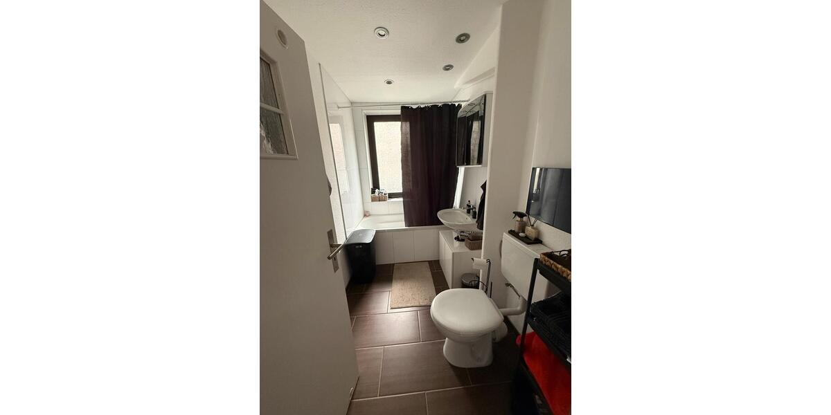 Etagenwohnung Maintal - 2 Zimmer, 70 m&sup2;, 1.500&euro; | Angebot:25752095