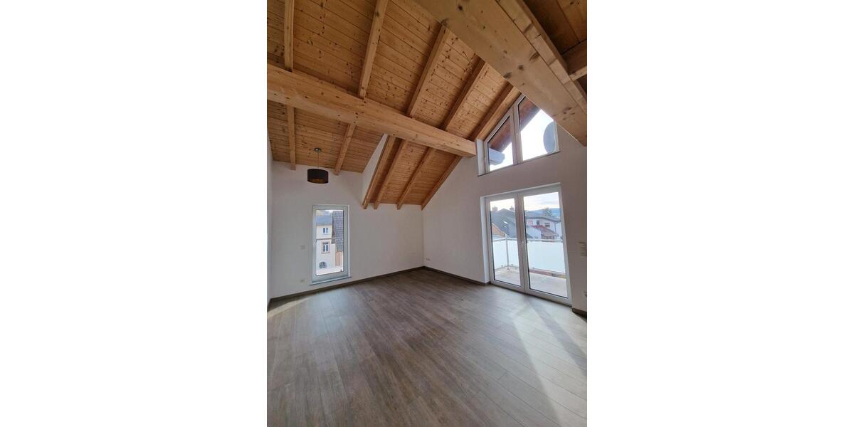 Maisonettenwohnung Klingenberg am Main - 4 Zimmer, 150 m&sup2;, 1.600&euro; | Angebot:23382288