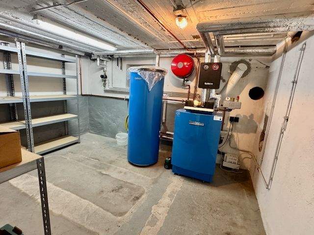 Mehrfamilienhaus, Wohnhaus Schaafheim - 9 Zimmer, 196 m&sup2;, 574.000&euro; | Angebot:25698123