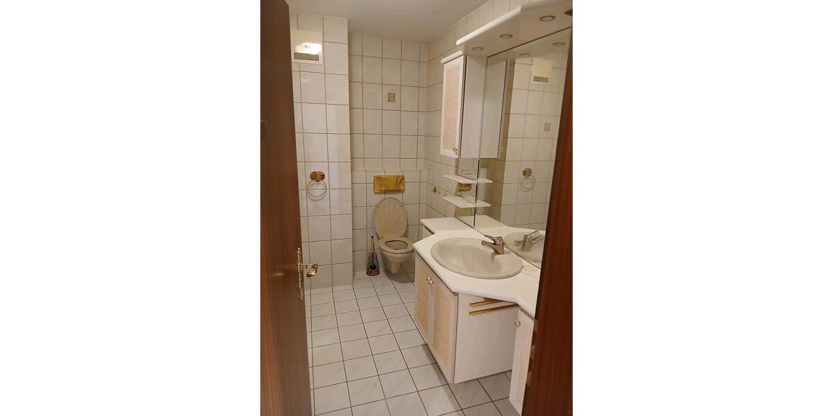 Dachgeschoßwohnung Hanau Groß-Steinheim - 3 Zimmer, 67 m&sup2;, 249.000&euro; | Angebot:24702772