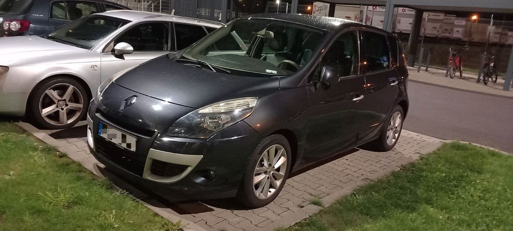 Renault Scenic 178.300 km 4.000 &euro; Maintal 63454