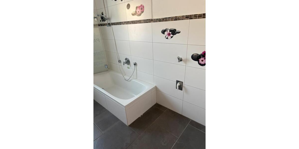 Erdgeschoßwohnung Leidersbach - 2 Zimmer, 60 m&sup2;, 180.000&euro; | Angebot:27108410