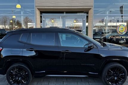 Jeep Compass 26.300 km 24.390 &euro; Aschaffenburg 63741