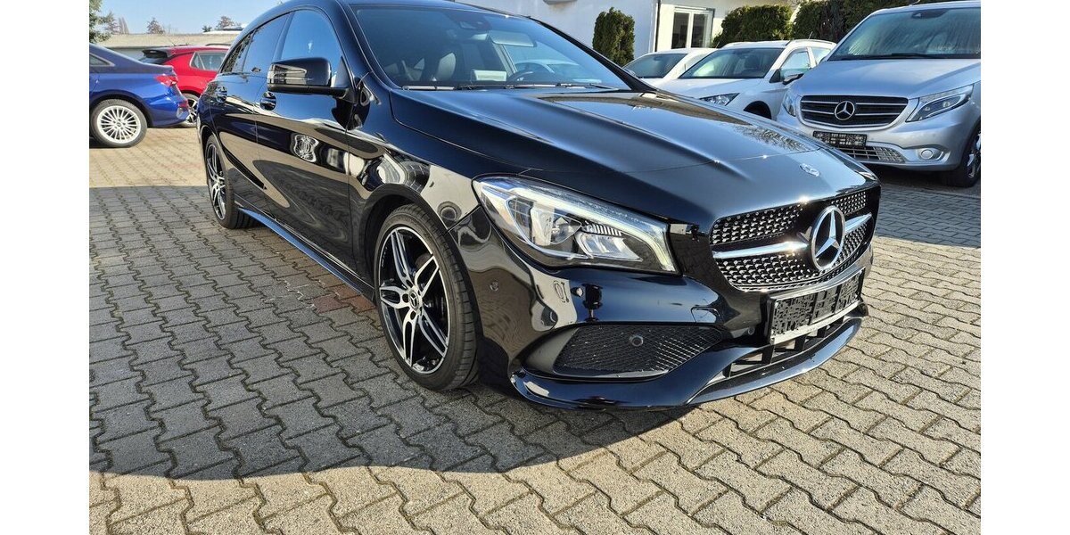 Mercedes-Benz CLA 200 Shooting Brake AMG Line Panoramadach, Rück 102.333 km 17.290 &euro; Rodgau 63110