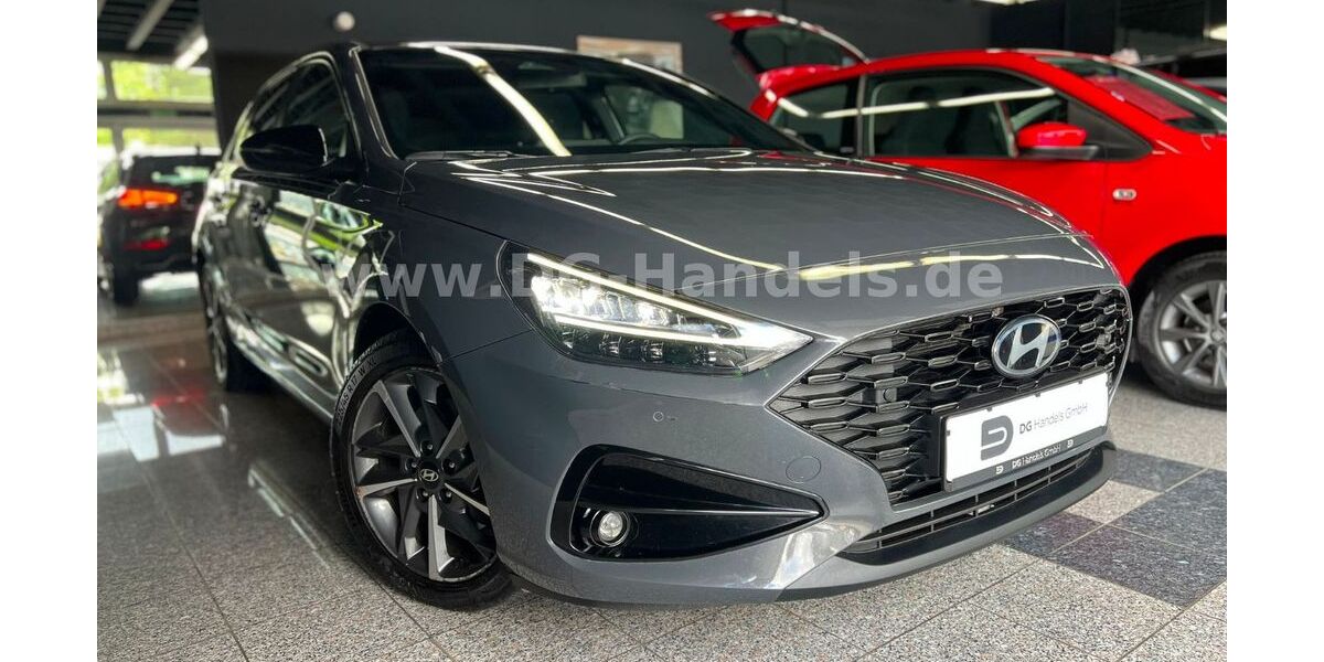 Hyundai i30 65.315 km 17.690 &euro; Hanau 63457