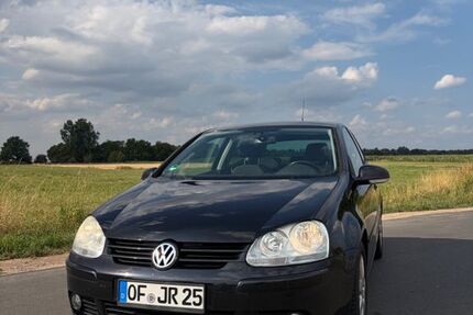VW Golf 141.000 km 5.000 &euro; Obertshausen 63179
