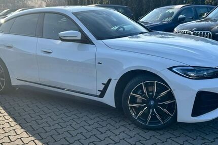 BMW i4 97.392 km 33.466 &euro; Rödermark 63322