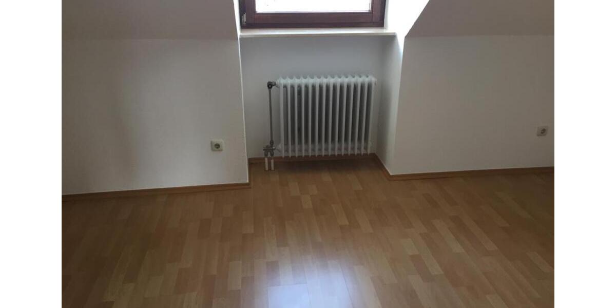 Dachgeschoßwohnung Erlenbach am Main - 3 Zimmer, 72 m&sup2;, 199.000&euro; | Angebot:19179690