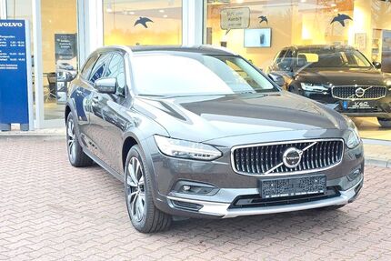 Volvo V90 Cross Country 32.000 km 49.900 &euro; Dietzenbach 63128