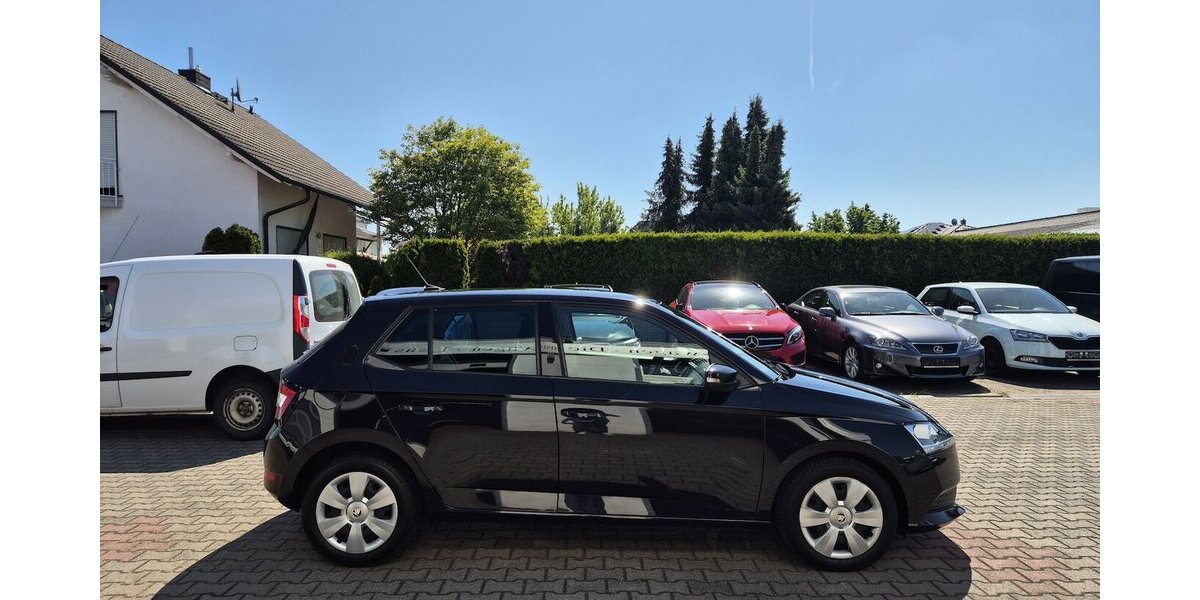 Skoda Fabia Ambition, Klima, Kamera, Carplay, Navi 41.400 km 14.890 &euro; Rodgau 63110