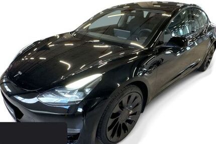 Tesla Model 3 57.627 km 30.800 &euro; Hanau 63457