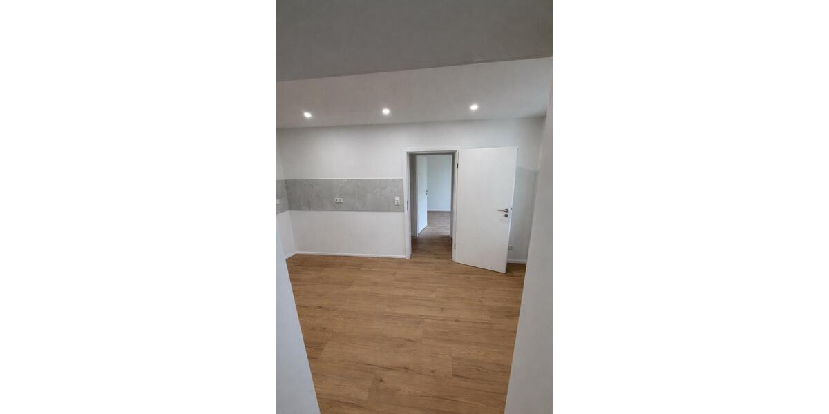 Etagenwohnung Maintal - 3.5 Zimmer, 75 m&sup2;, 1.200&euro; | Angebot:26034174