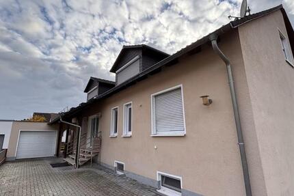 Haus Kleinwallstadt - 8 Zimmer, 260 m&sup2;, 649.000&euro; | Angebot:25143487