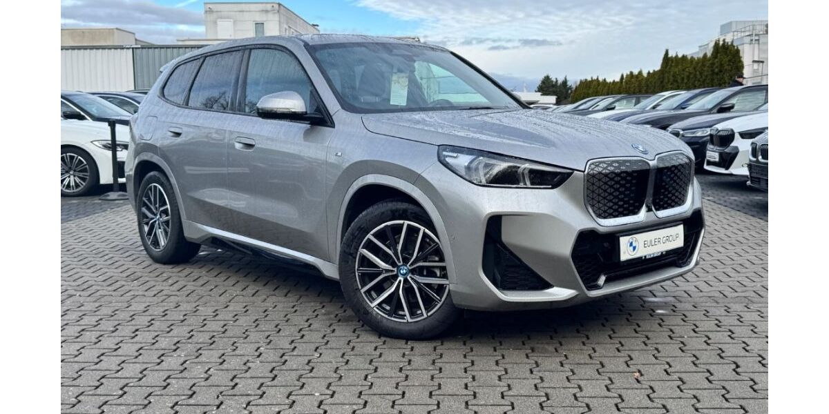 BMW iX1 43.544 km 35.977 &euro; Rödermark 63322