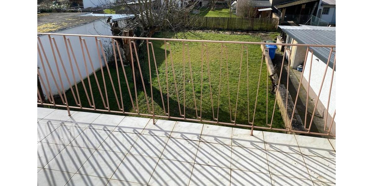 Etagenwohnung Eppertshausen - 3.5 Zimmer, 92 m&sup2;, 1.200&euro; | Angebot:25224560