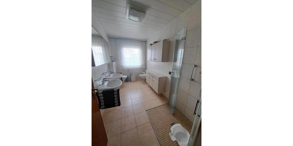 Einfamilienhaus Erlensee - 4 Zimmer, 120 m&sup2;, 1.450&euro; | Angebot:26476554