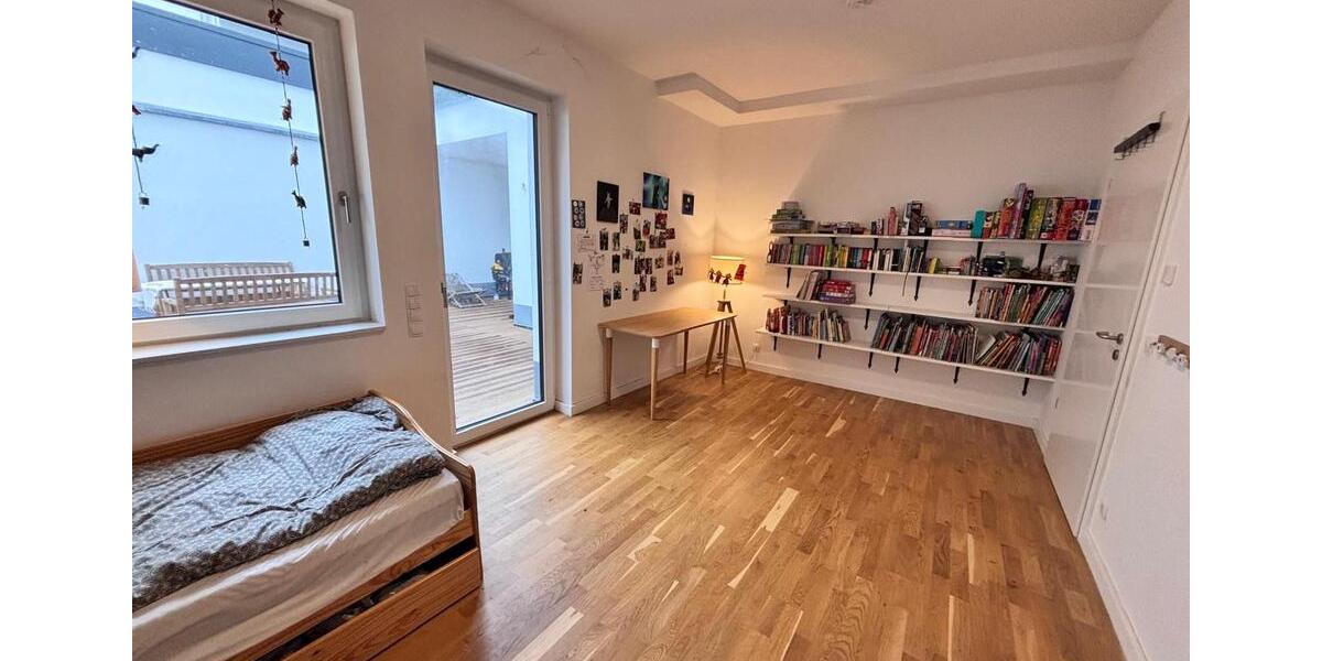 Erdgeschoßwohnung Aschaffenburg Österreicher Kolonie - 3 Zimmer, 150 m&sup2;, 1.600&euro; | Angebot:23398199
