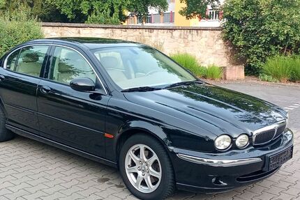 Jaguar X-Type 177.000 km 2.500 &euro; Rodgau 63110