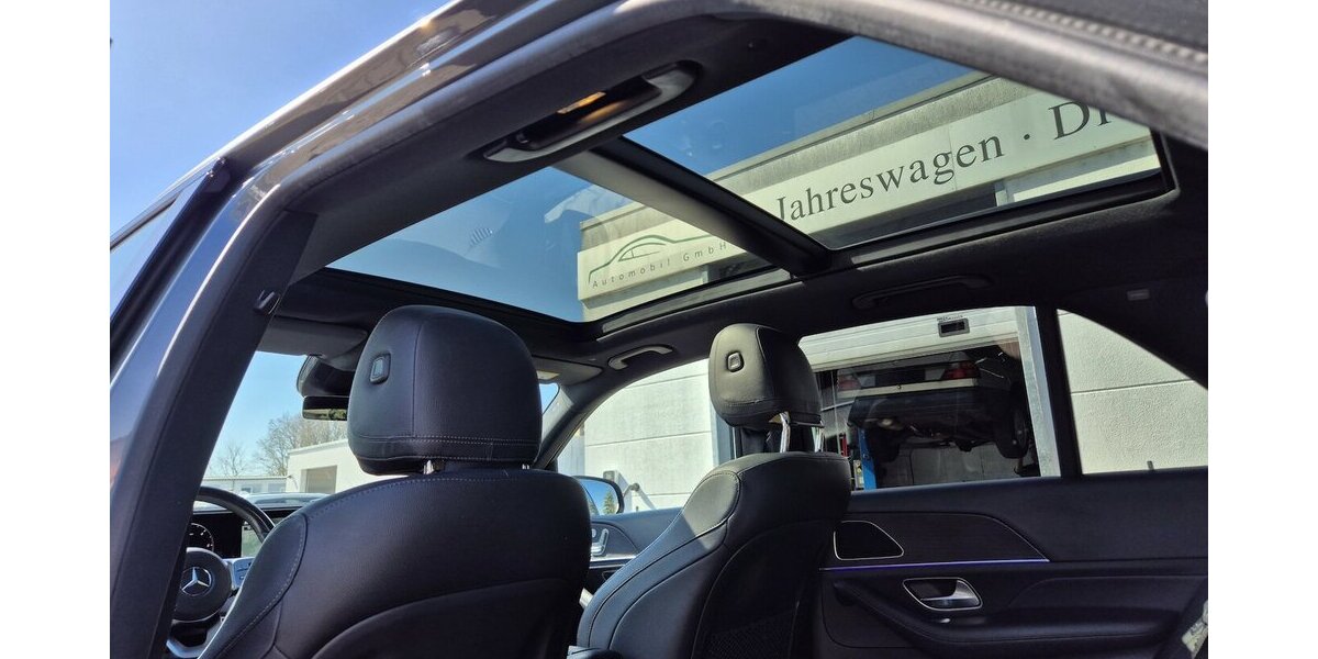 Mercedes-Benz GLE 400 d 4M AMG Line AHK Panorama Rückfahrkamera 83.401 km 57.890 &euro; Rodgau 63110