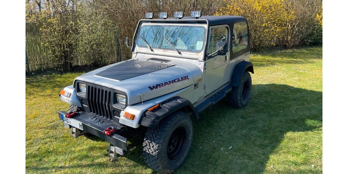 Jeep Wrangler 180.400 km 11.900 &euro; Aschaffenburg 63741