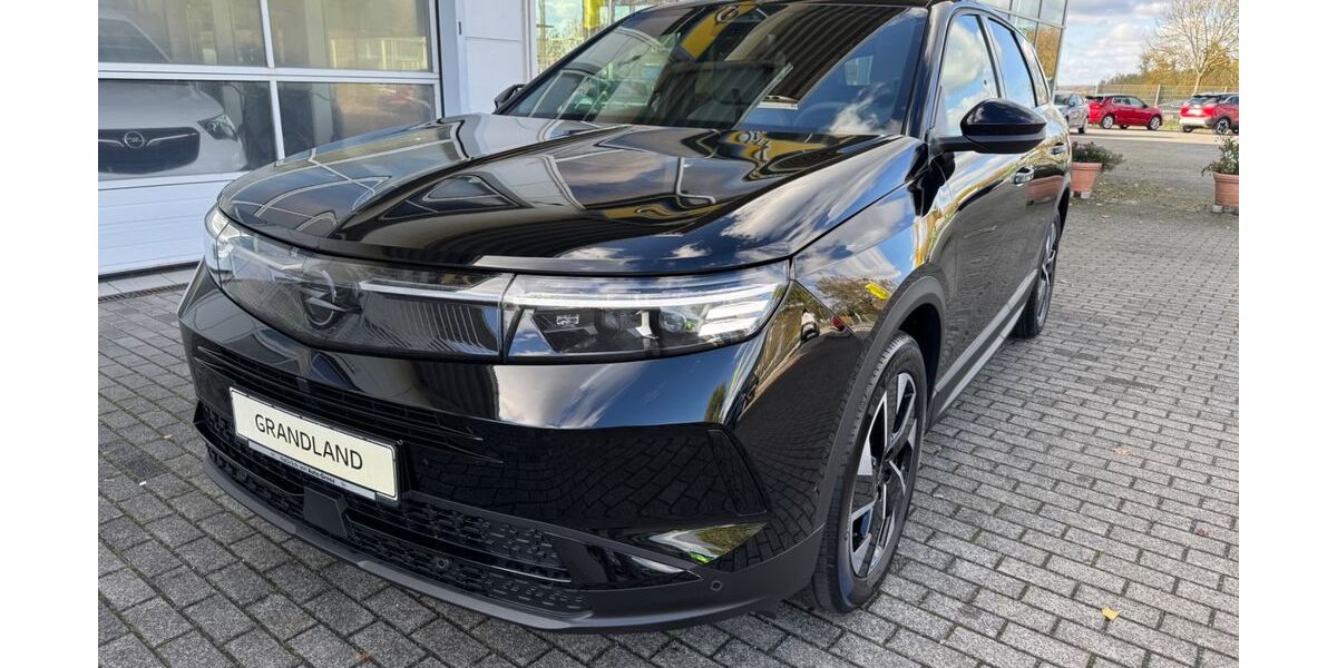 Opel Grandland (X) 10.300 km 30.990 &euro; Gelnhausen-Hailer 63571