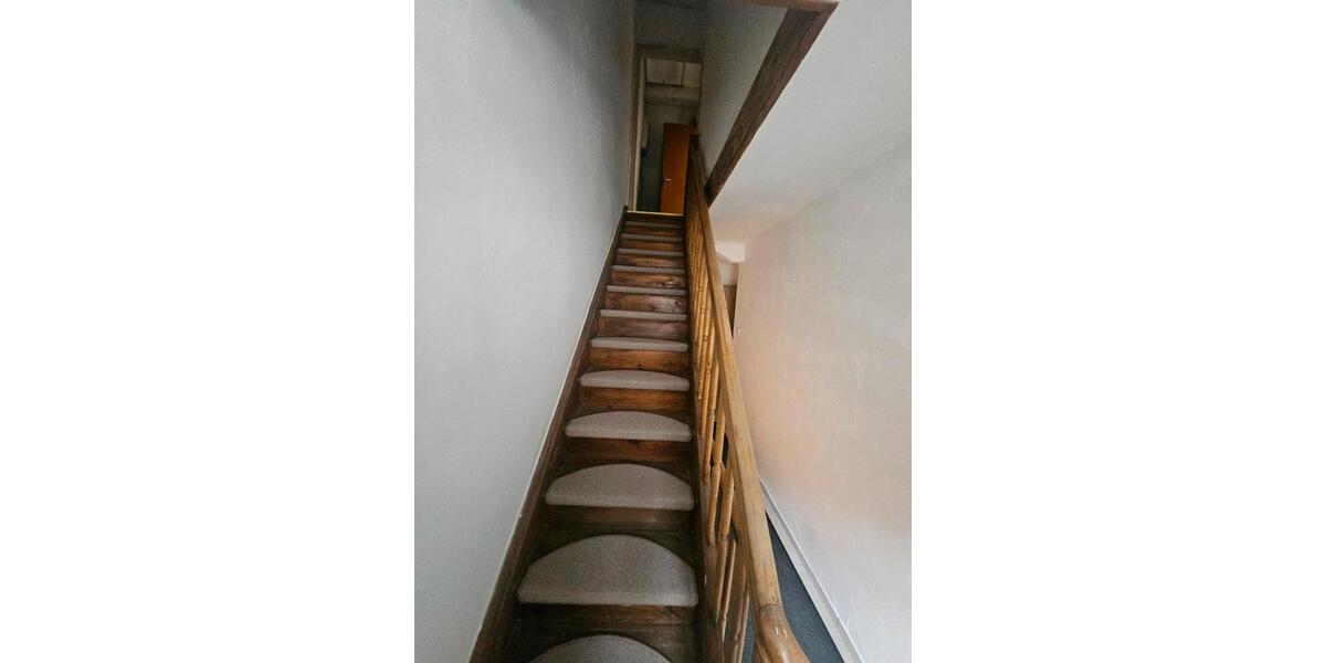 Reihenhaus Klingenberg am Main - 4 Zimmer, 90 m&sup2;, 100.000&euro; | Angebot:25636818