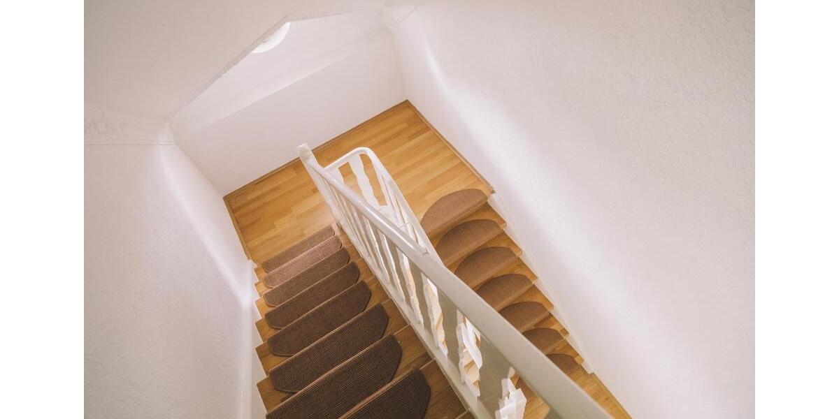 Dachgeschoßwohnung Hanau - 2 Zimmer, 68 m&sup2;, 900&euro; | Angebot:26296793