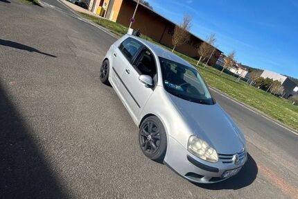 VW Golf 237.000 km 2.450 &euro; Röllbach 63934