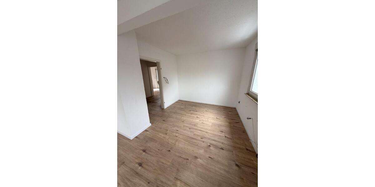 Mehrfamilienhaus, Wohnhaus Hanau Lamboy - 7 Zimmer, 174 m&sup2;, 650.000&euro; | Angebot:26221860