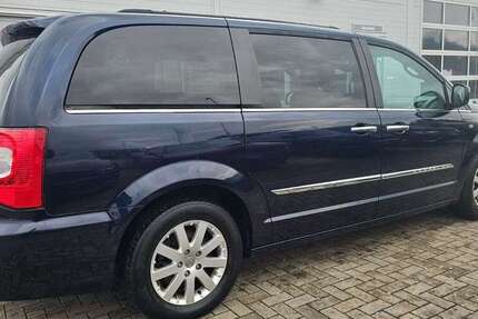 Chrysler Grand Voyager 159.370 km 9.900 &euro; Erlensee 63526
