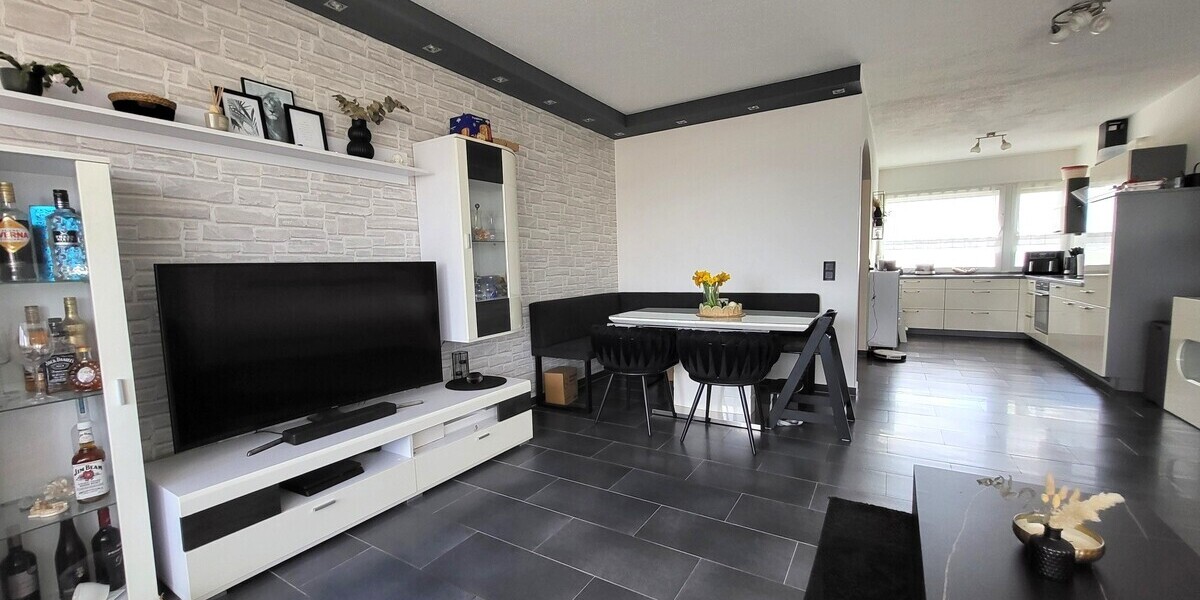 Modern sanierte 3 Zimmer-ETW in Ruhe und Blicklage - Etagenwohnung Bruchköbel | Angebot:26348249