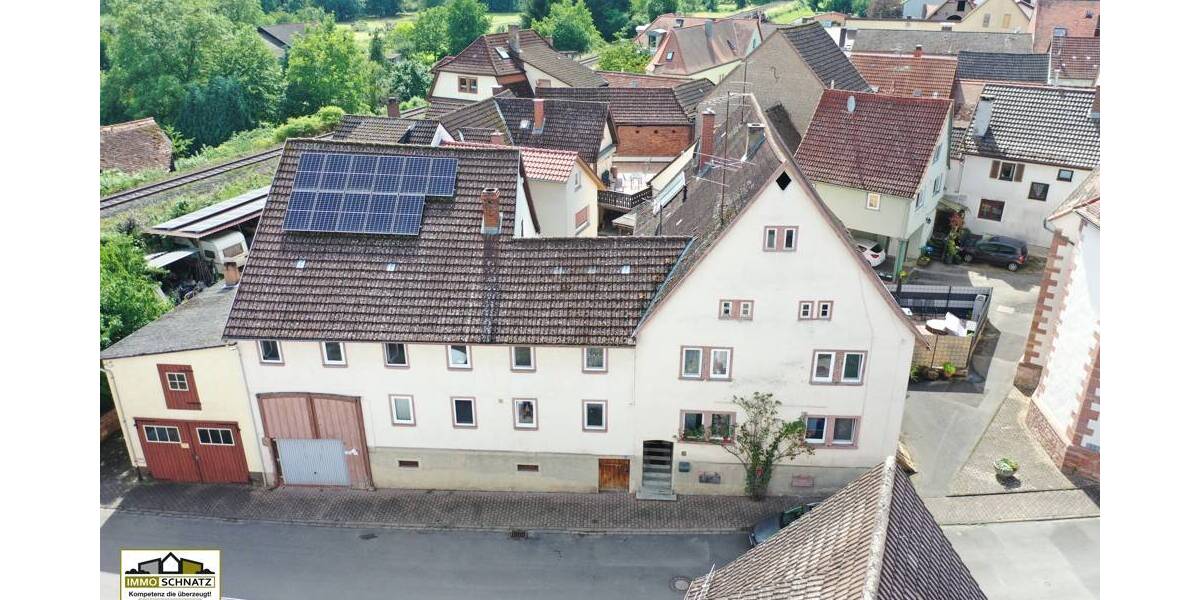 Einfamilienhaus Collenberg Reistenhausen - 9 Zimmer, 239 m&sup2;, 249.900&euro; | Angebot:25663906