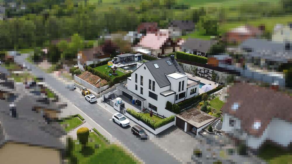 Einfamilienhaus Krombach - 9 Zimmer, 269 m&sup2;, 1.250.000&euro; | Angebot:23665575