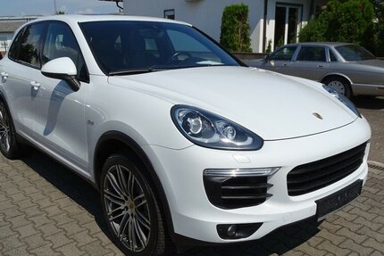 Porsche Cayenne S 4,2l Diesel Pano, Navi, 21 Zoll, Standhe 232.000 km 20.990 &euro; Rodgau 63110