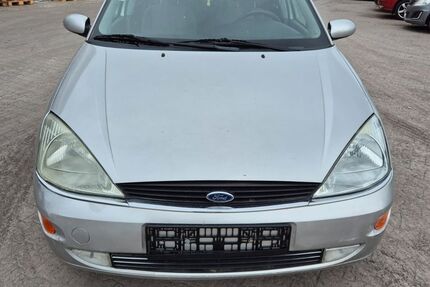 Ford Focus 135.123 km 1.250 &euro; Dietzenbach 63128