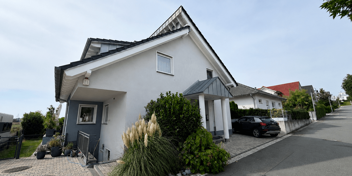 Einfamilienhaus Hanau Kesselstadt - 7 Zimmer, 240 m&sup2;, 990.000&euro; | Angebot:27332734