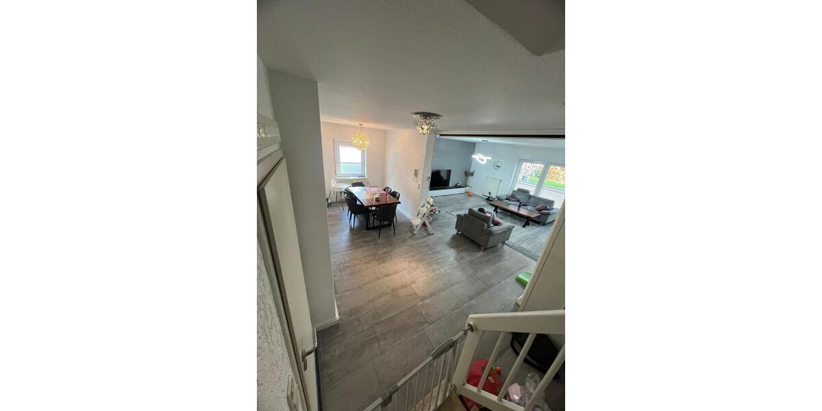 Reihenhaus Mömbris - 5 Zimmer, 175 m&sup2;, 420.000&euro; | Angebot:23808954