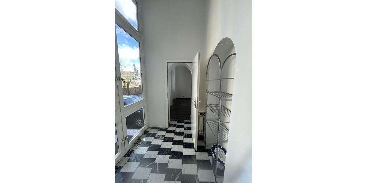 Erdgeschoßwohnung Hanau Lamboy - 4 Zimmer, 108 m&sup2;, 1.350&euro; | Angebot:26021149