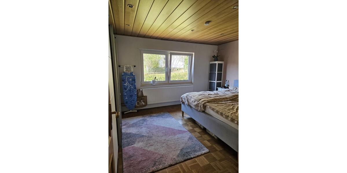 Etagenwohnung Laudenbach - 3 Zimmer, 120 m&sup2;, 1.200&euro; | Angebot:25860476