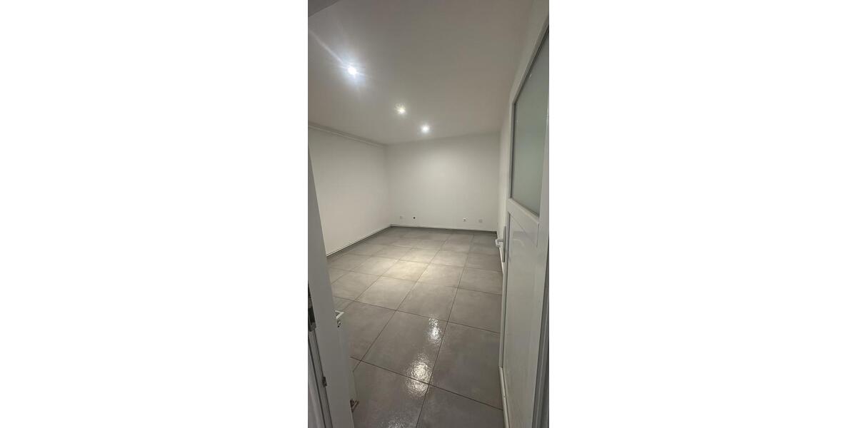 Gewerbeobjekt Hainburg - 280&euro; | Angebot:25237277