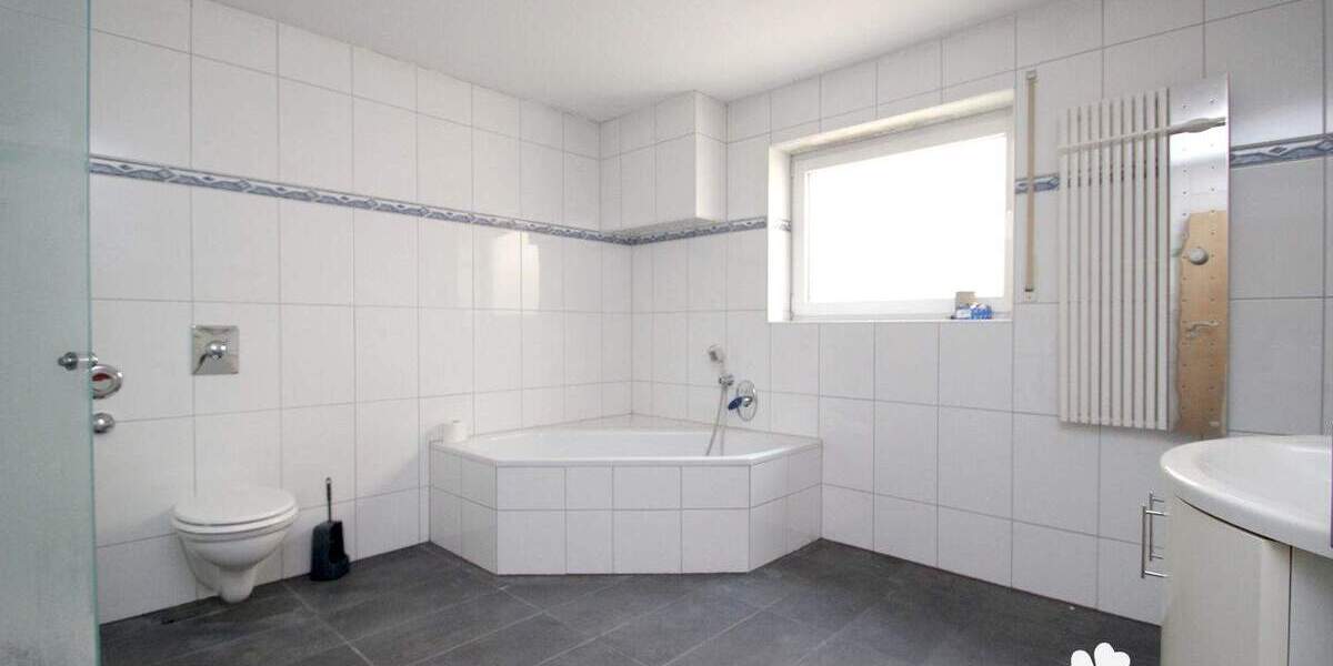Doppelhaushälfte Babenhausen Sickenhofen - 9 Zimmer, 305 m&sup2;, 799.000&euro; | Angebot:25693743