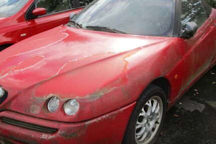 Alfa Romeo Spider 146.000 km 600 &euro; Dietzenbach 63128