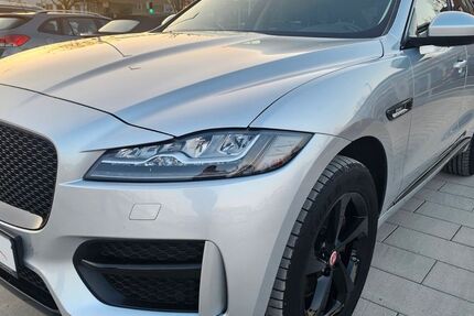 Jaguar F-Pace 127.000 km 22.950 &euro; Aschaffenburg 63741