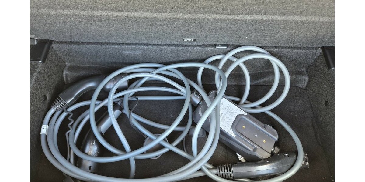 Mini Cooper SE Classic Trim Sportsitze, LED-Scheinwerfe 16.450 km 18.890 &euro; Rodgau 63110