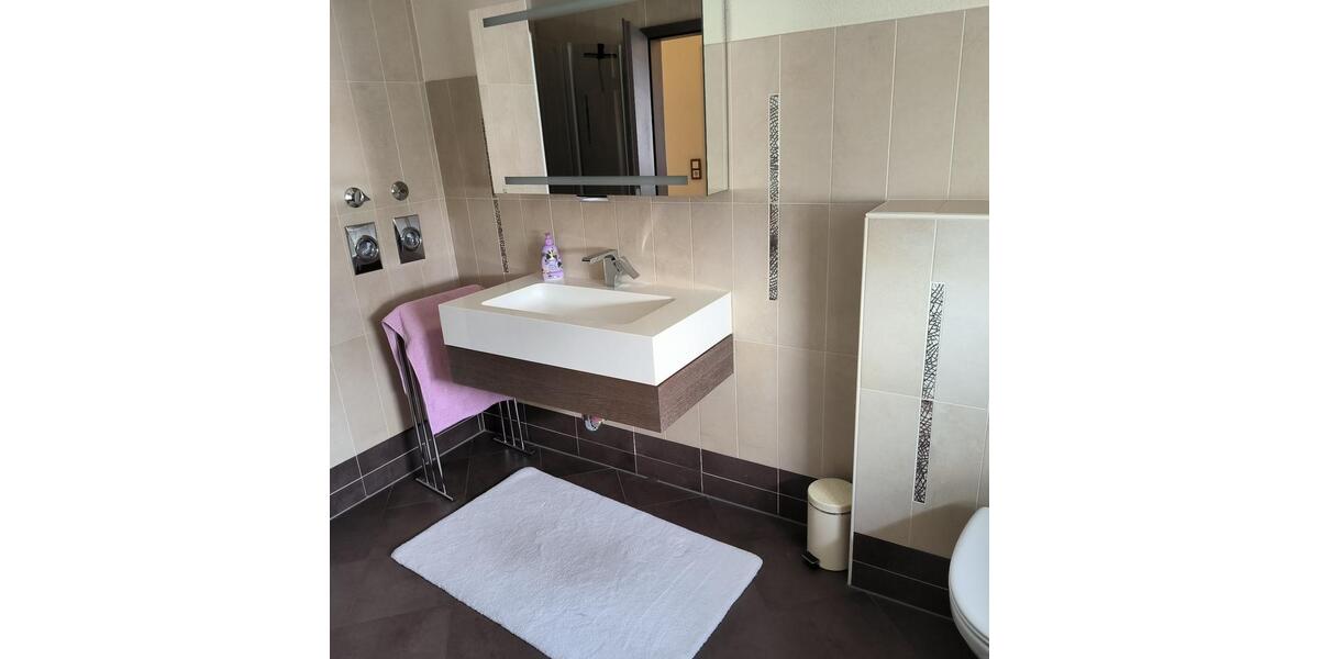 Etagenwohnung Obertshausen - 3 Zimmer, 98 m&sup2;, 1.372&euro; | Angebot:25975708